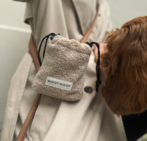 Mach das Hundetraining mit der WOOFWOOF Hundesnacktasche zum stylischen Erlebnis! 🐕✨