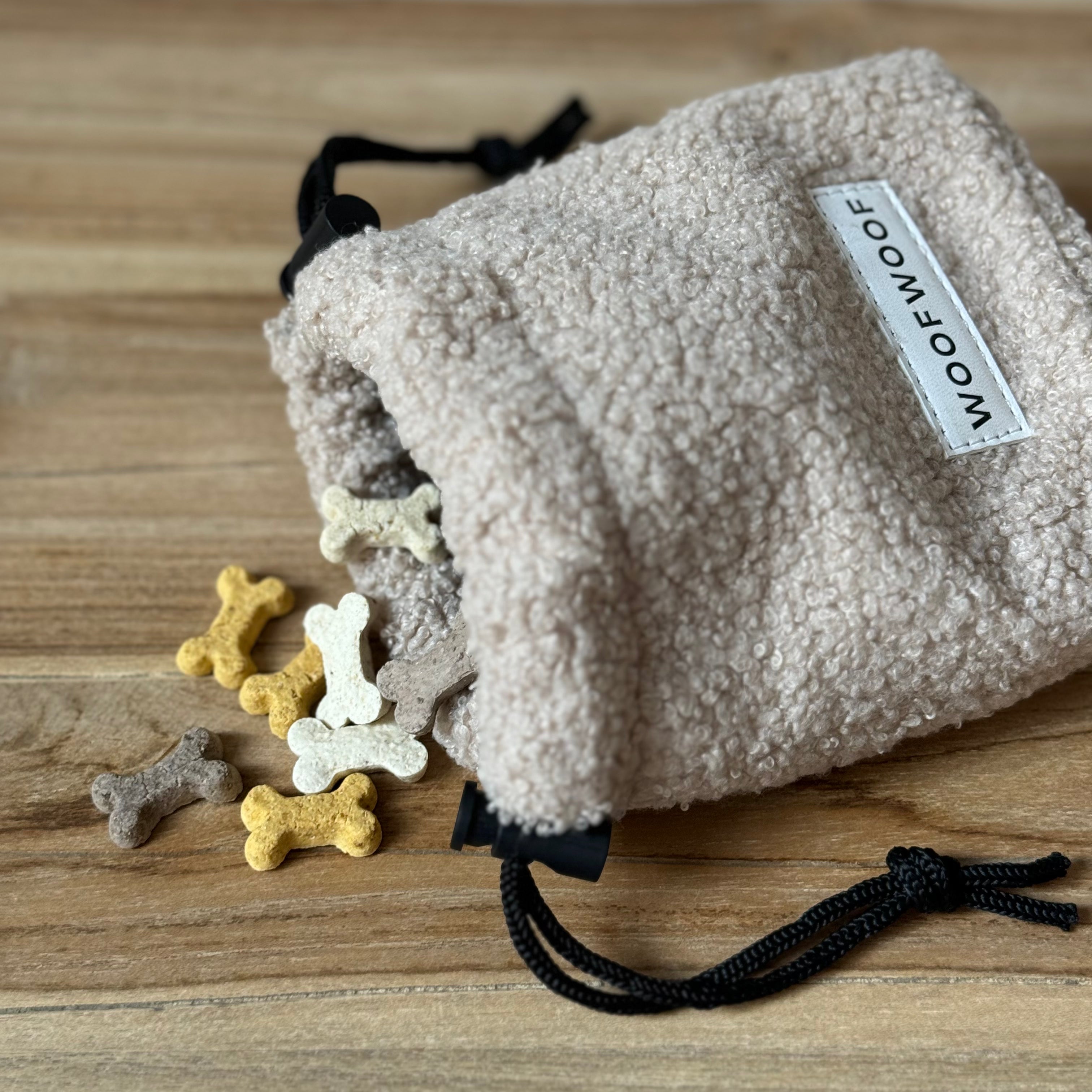 SNACKZAKJE BEIGE